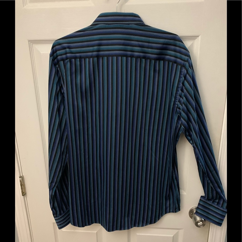 A blue striped Bugatchi dress shirt - Picture 4 of 4